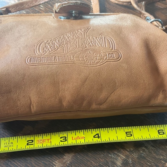 VINTAGE COIN PURSE - Picture 7 of 14